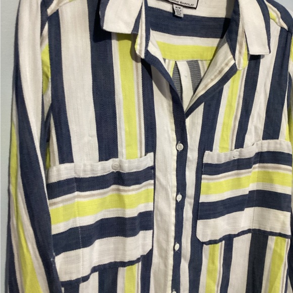 Hilary Radley For Katherine Barkley women’s Medium Striped Button Down - Picture 5 of 11
